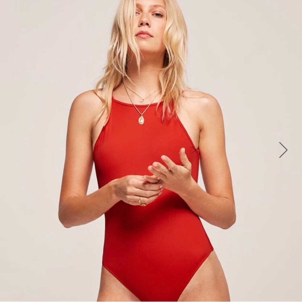 SOLD ON DEPOP 🚫NWT Reformation Venetian Swimsuit - Picture 6 of 7